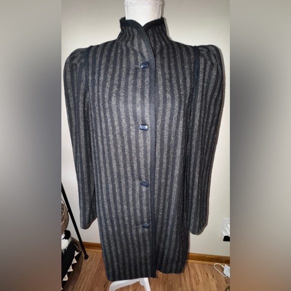 Vintage Gallery black/grey striped peacoat. 100% pure wool No size tag 21”P to P - Picture 1 of 13